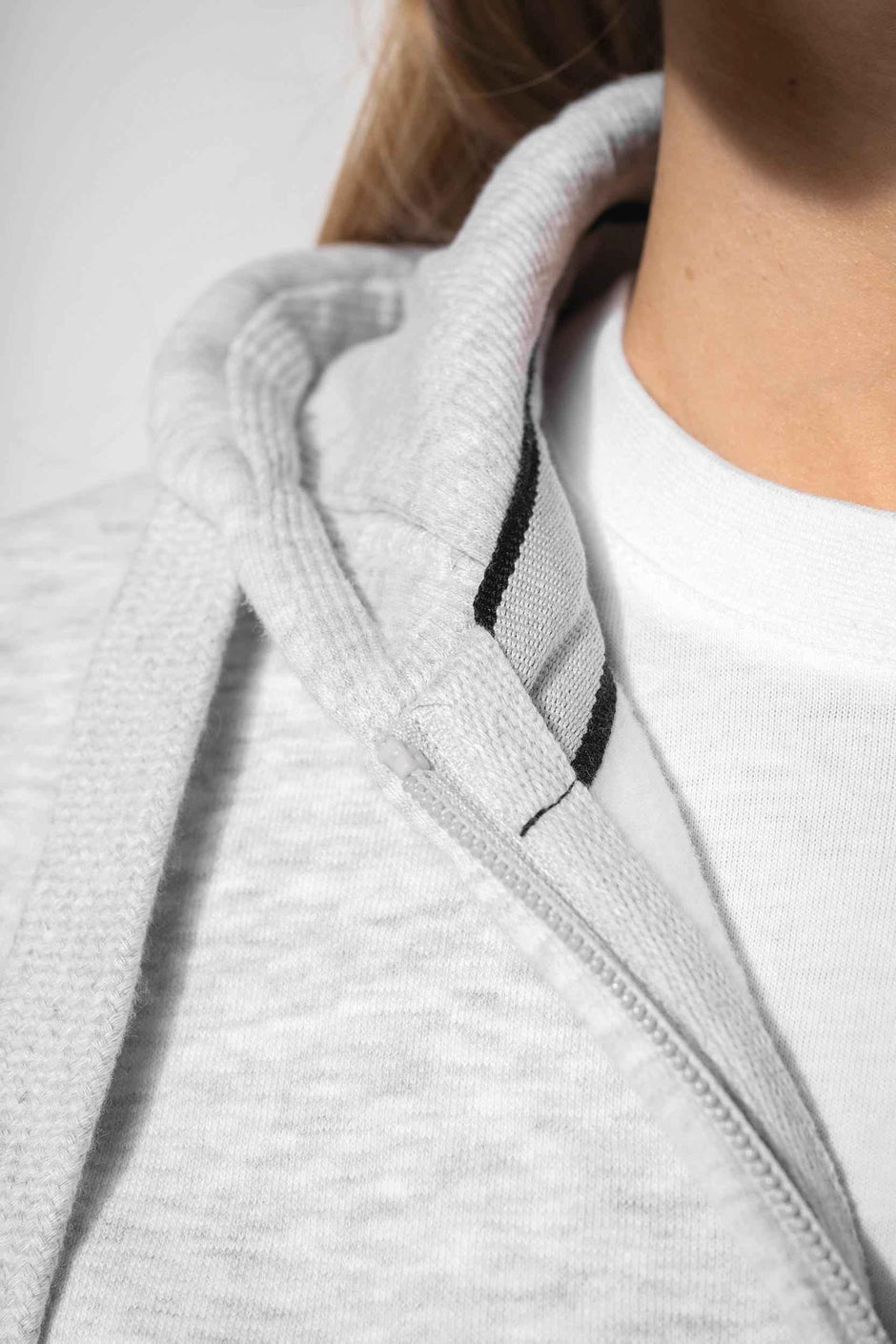 K464 - Sweat-shirt zippé capuche femme - Occifloc