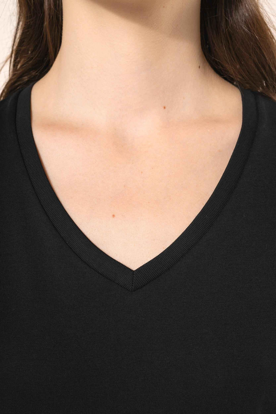 PK305 - T-shirt Supima® col V manches courtes femme - Occifloc